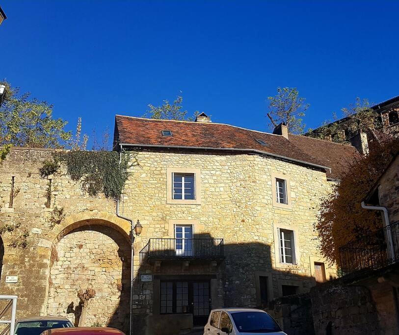 Aux Portes De L'Abbaye Saint-Cyprien  Exteriör bild